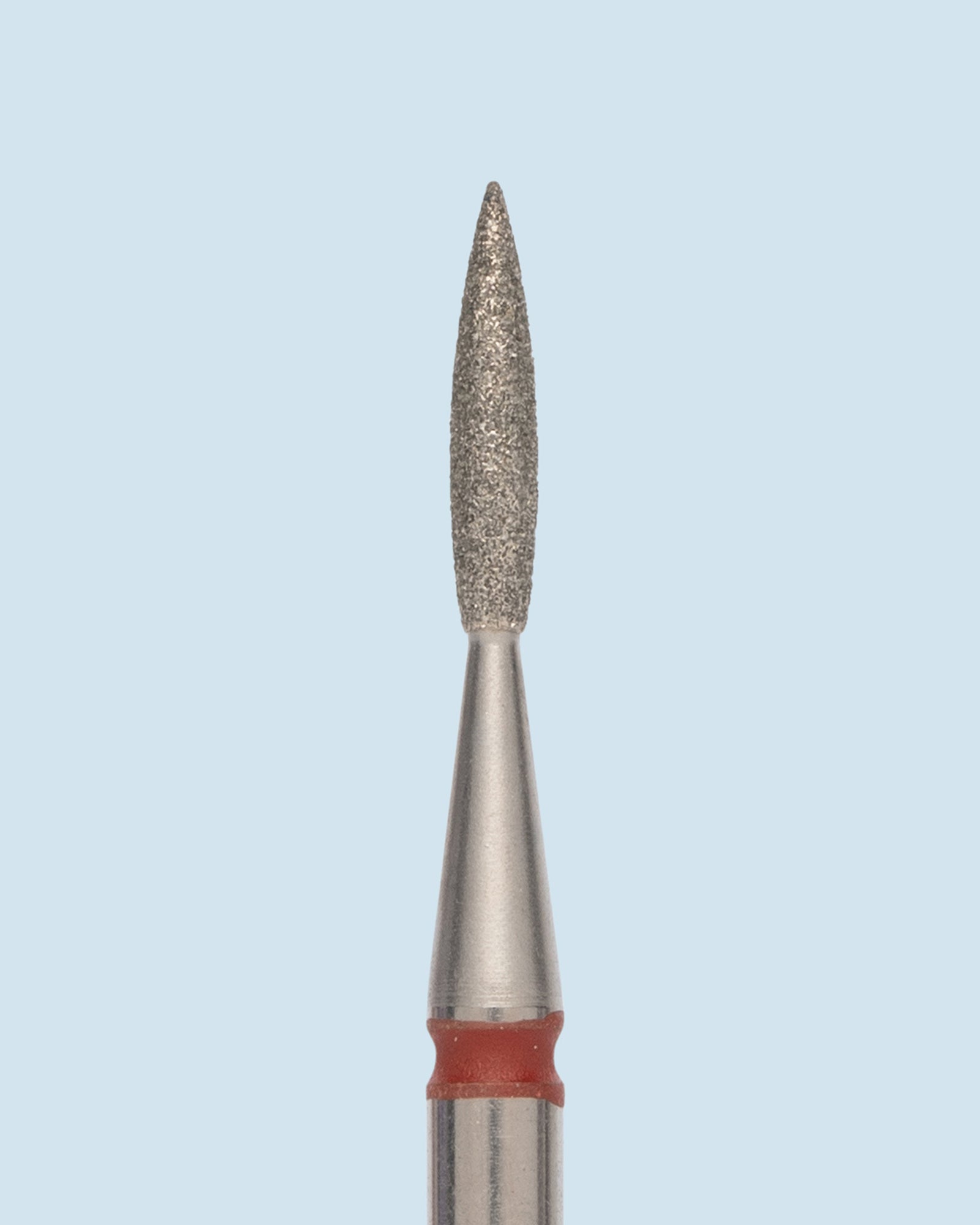 HEAD diamond Flame Sharp red – rood vlamvormig diamantbitje voor professionele nagelfreesbehandelingen.