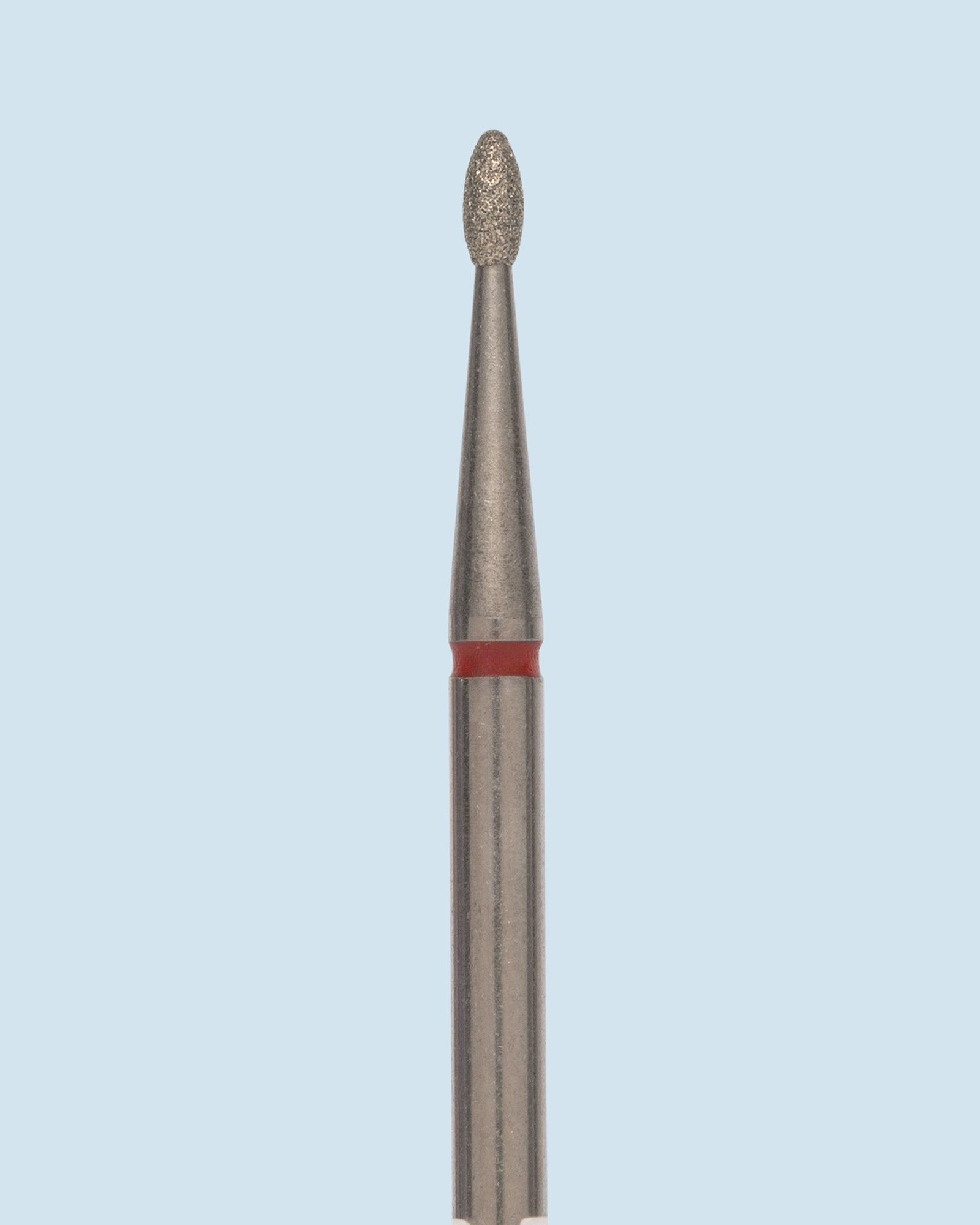 HEAD diamond bur Olive rood – olijfvormig rood diamantbitje voor professionele cuticle care en precisiewerk.