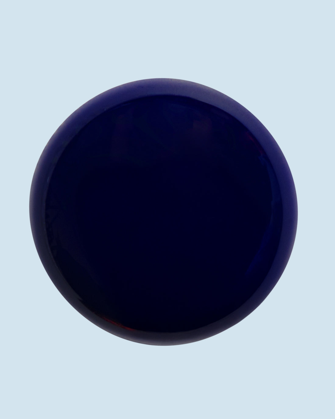 Blue Ash gelpolish 15 ml van The Polished – elegante blauwgrijze kleur met een moderne, asachtige uitstraling.