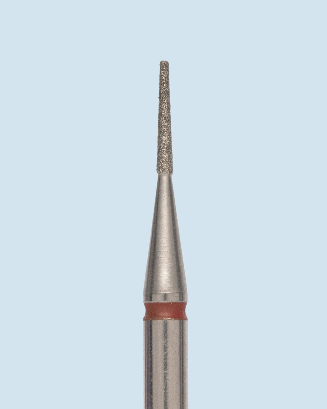 HEAD diamond bur Frustum red – kegelstomp-vormig rood diamantbitje voor professionele nagelbehandelingen en precisiewerk.