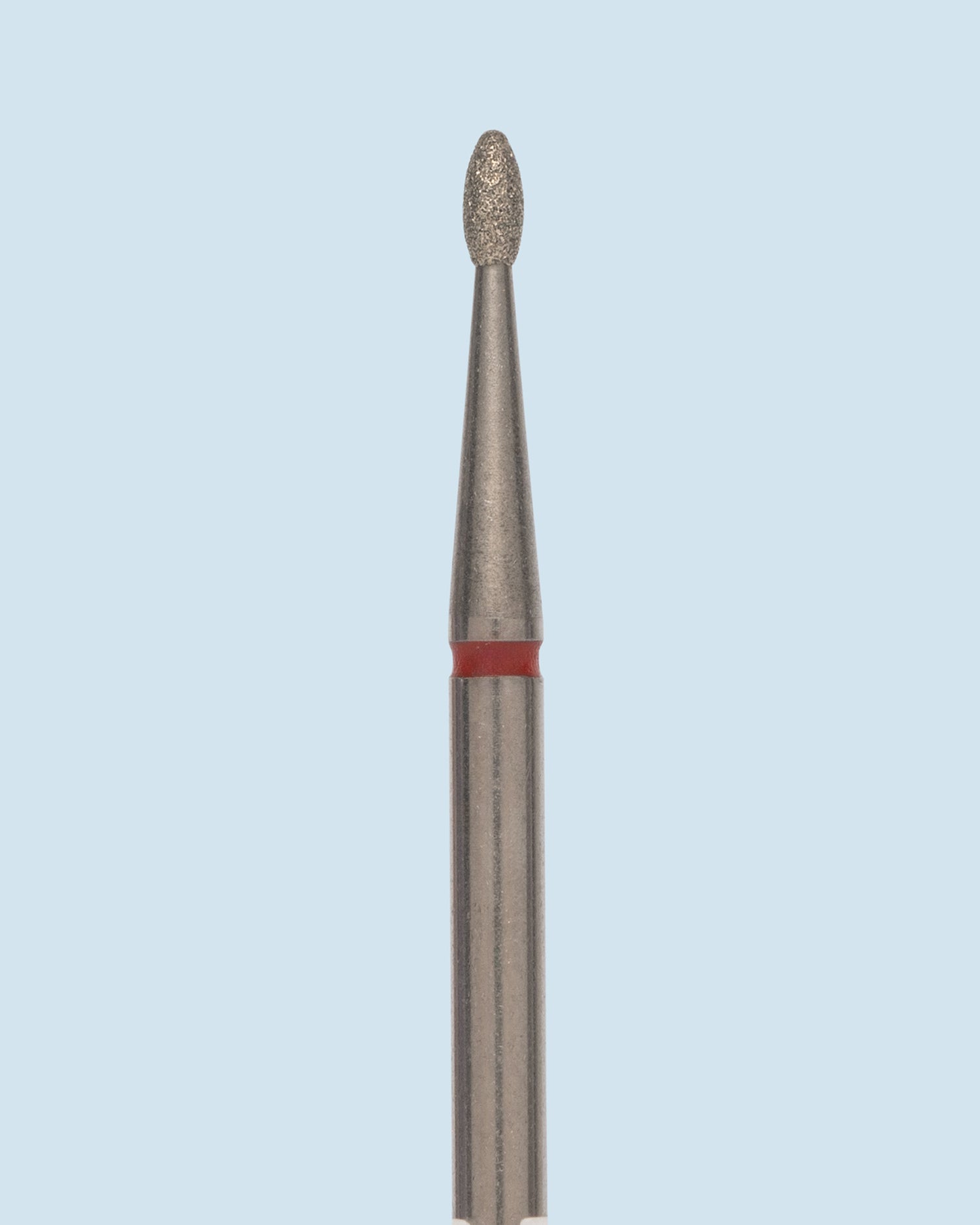HEAD diamond bur Olive rood – olijfvormig rood diamantbitje voor professionele cuticle care en precisiewerk.
