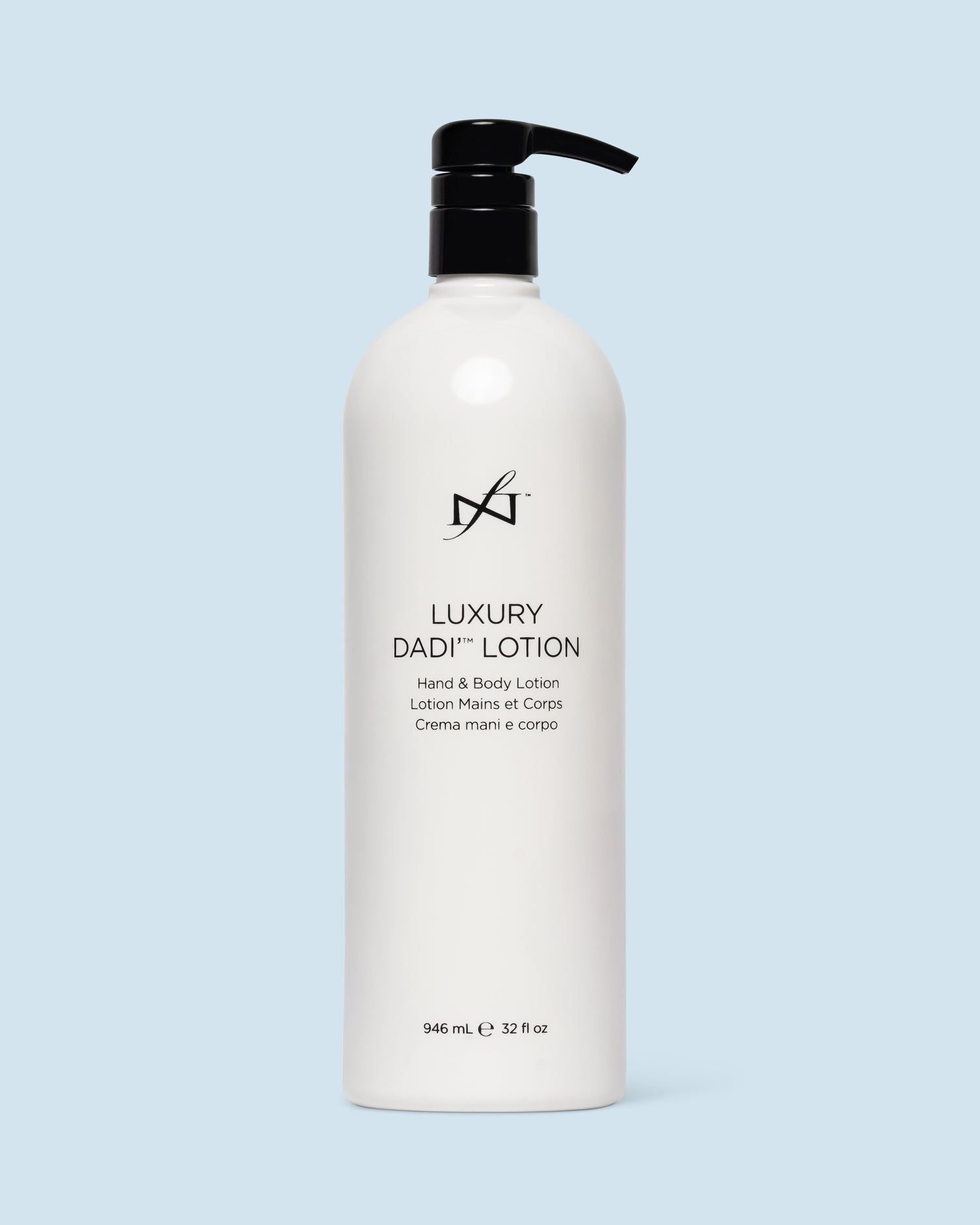 Luxury Dadi’ Lotion 946 ml van Famous Names – rijke hydraterende lotion met voedende natuurlijke oliën voor een zachte, soepele huid.